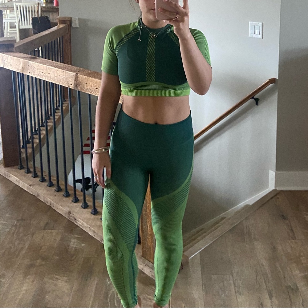 Matching workout set